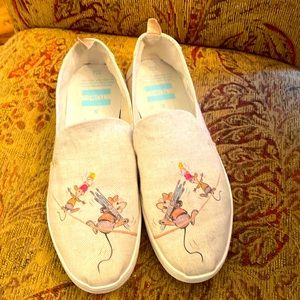 Disney Toms